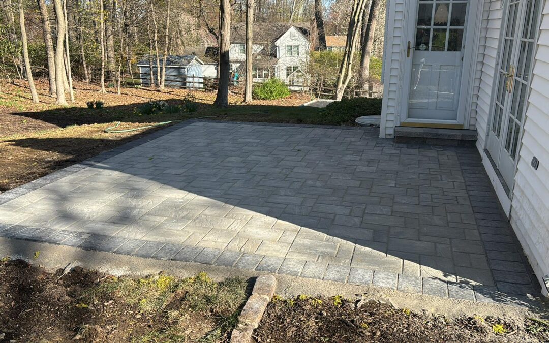 Driveway paving and brick patio in East Patchogue, NY